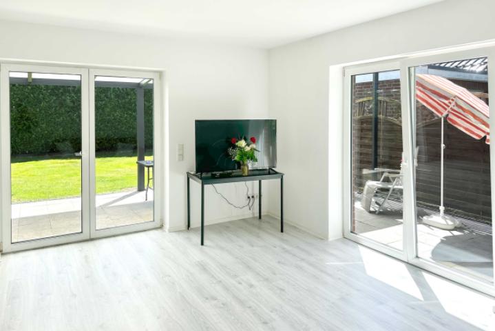 Wohnzimmer Terrassenzugänge