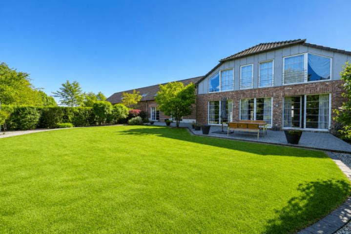 Hausansicht Garten