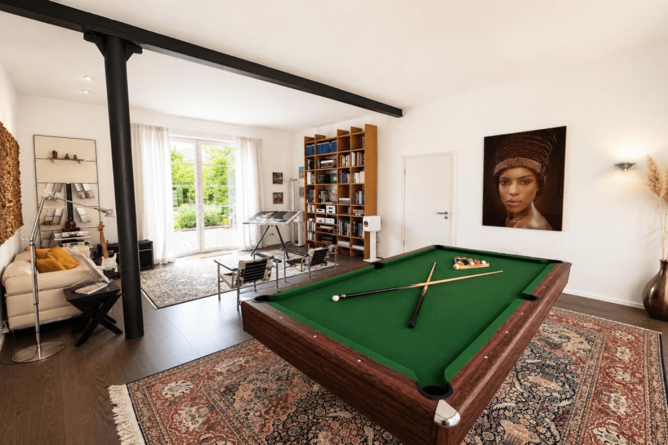 Billardzimmer EG