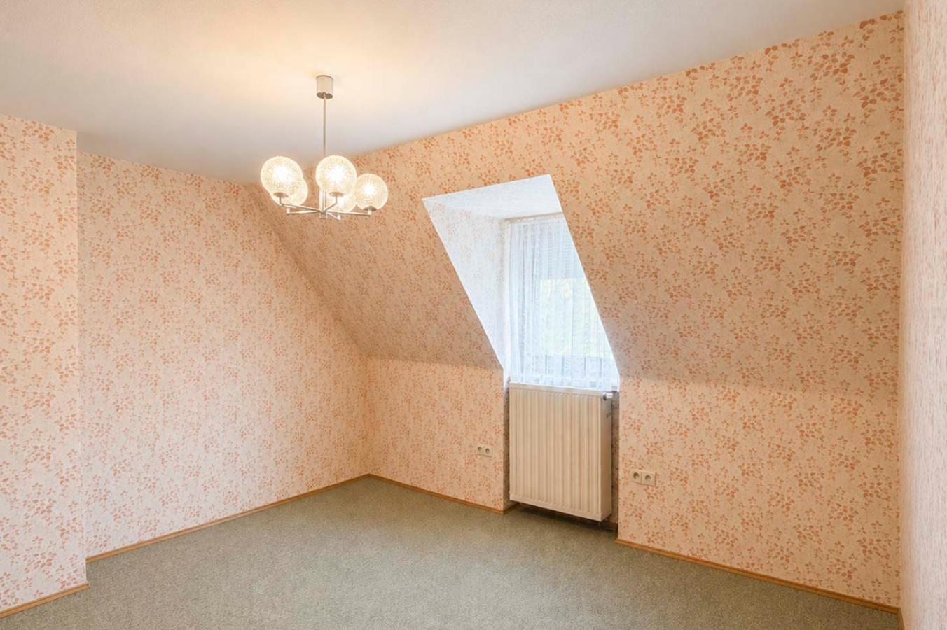Schlafzimmer DG