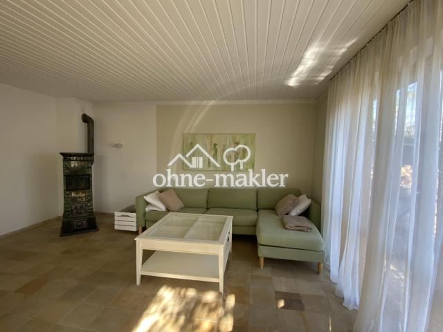 Wohnzimmer mit Ofen