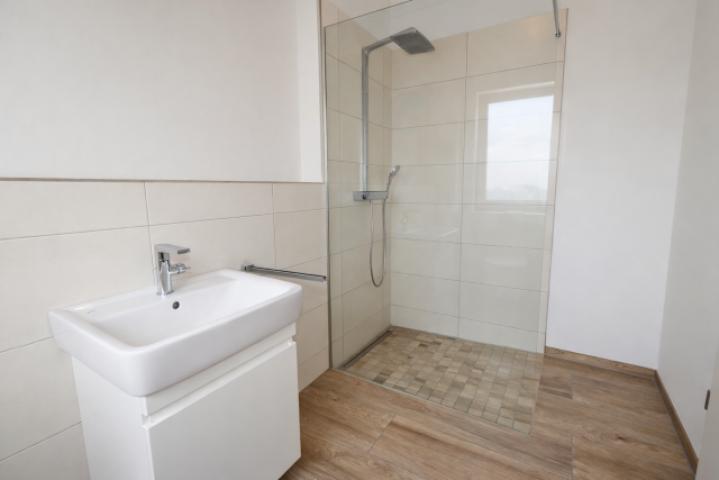 Bad mit Walk-in-Dusche