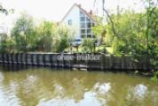Wassergrundstück