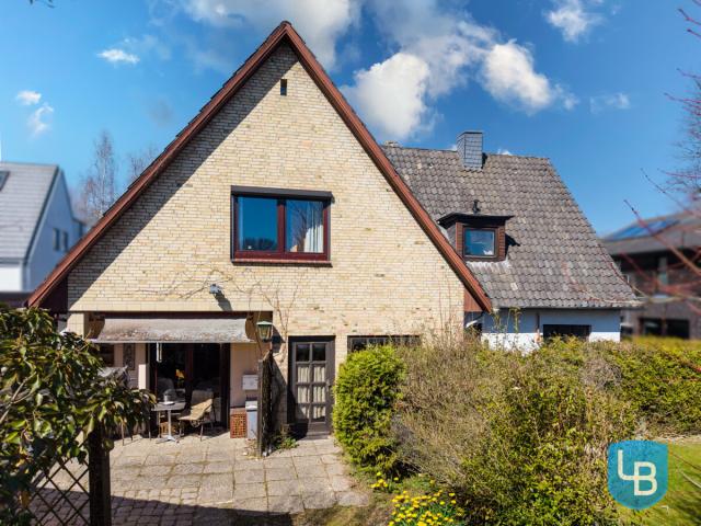 Haus mit Carport 