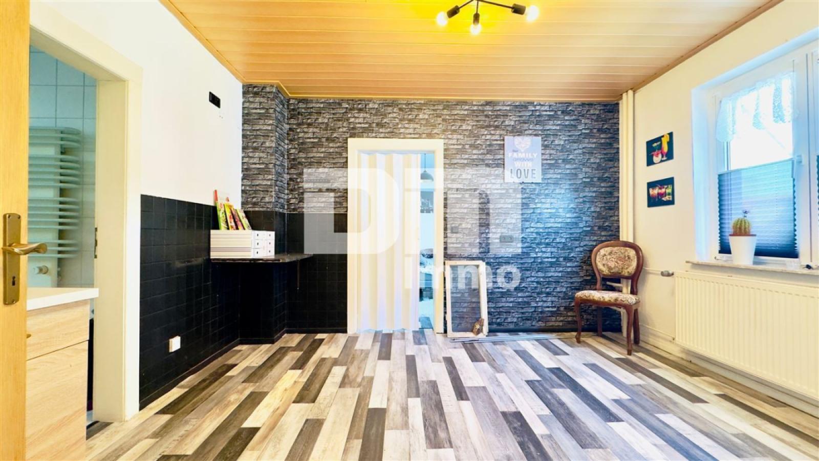 EG Wohnzimmer / Durchgangszimmer
