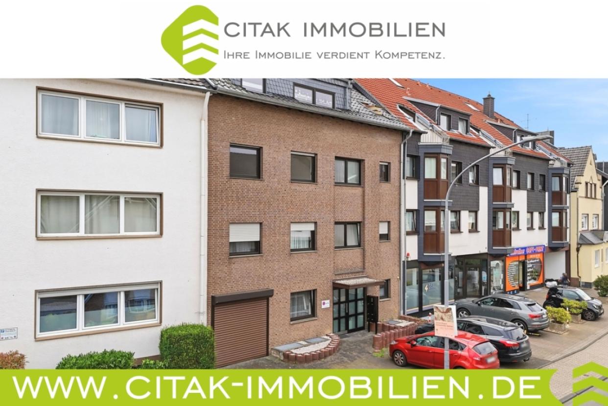 4 Zimmer Wohnung mit großen Balkon