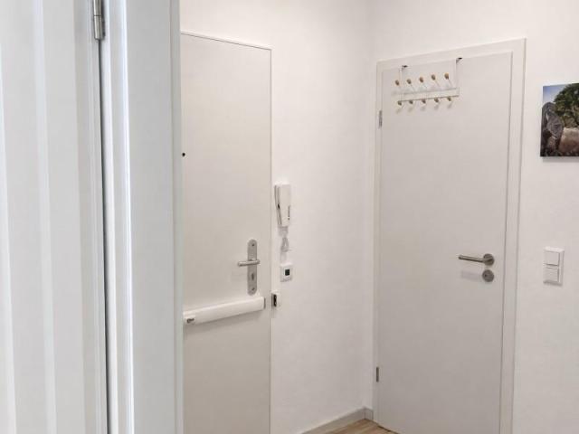 004 Wohnungseingangsbereich