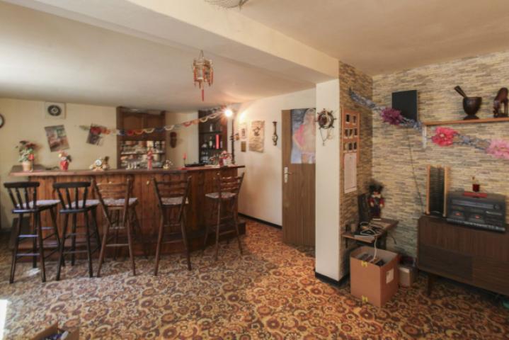 Kellerbar