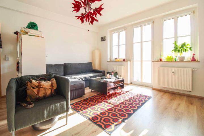 Wohn-und Schlafzimmer 1