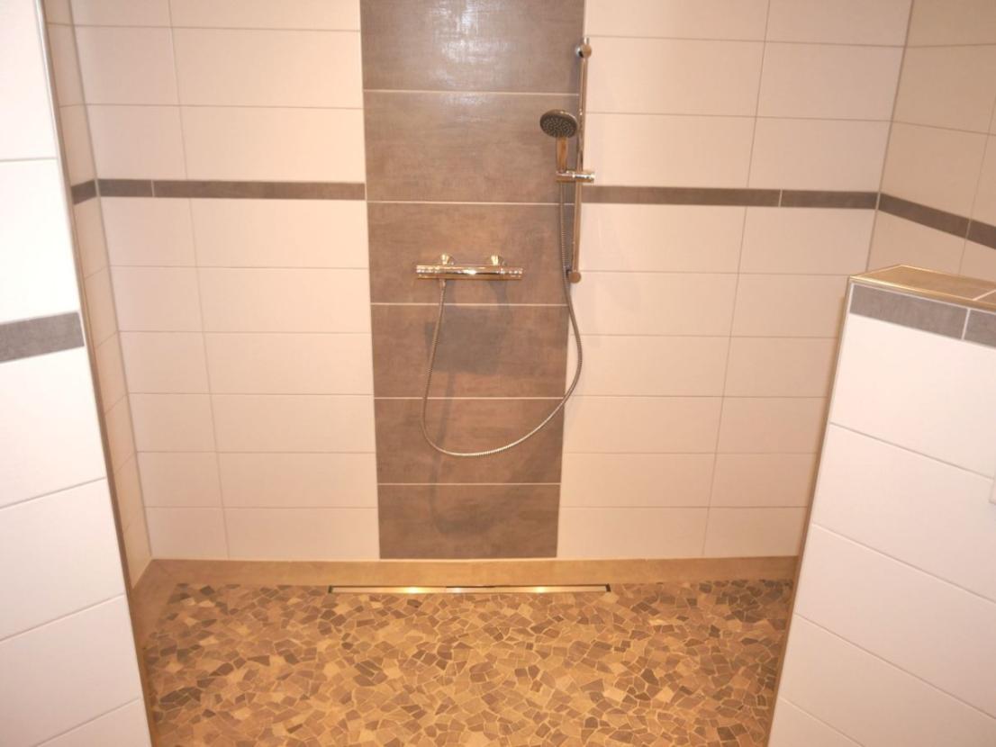 Bodentiefe Dusche