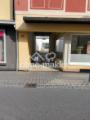 Zugang zu Hof zu Hauseingang