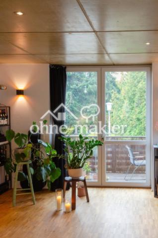 Wo-Zi. mit Blick auf Balkon