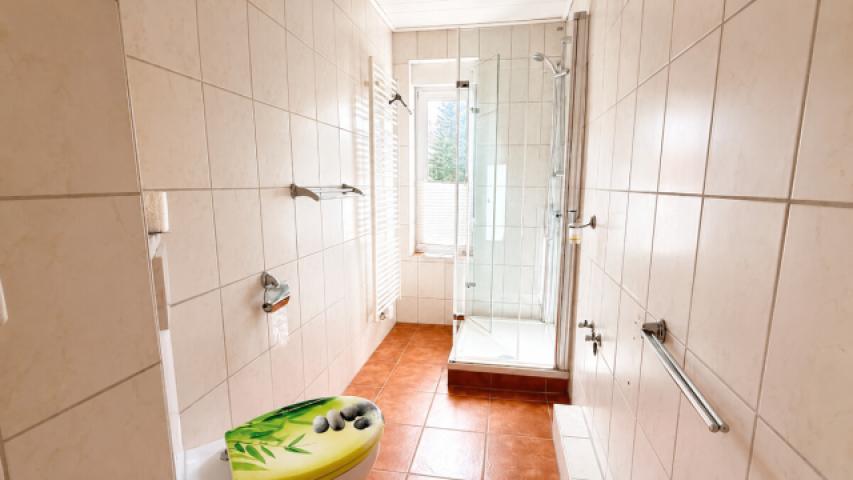 Badezimmer 1 OG