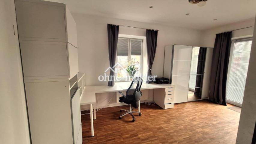 Arbeitszimmer