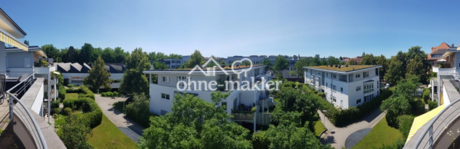 Panoramablick vom Balkon