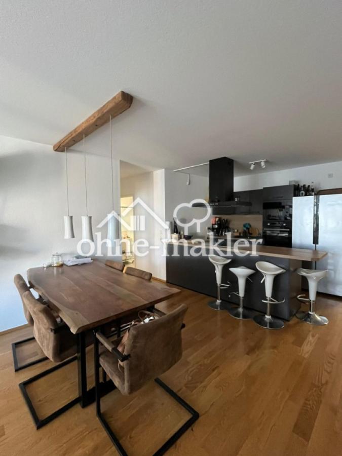 Wohnzimmer mit Küche
