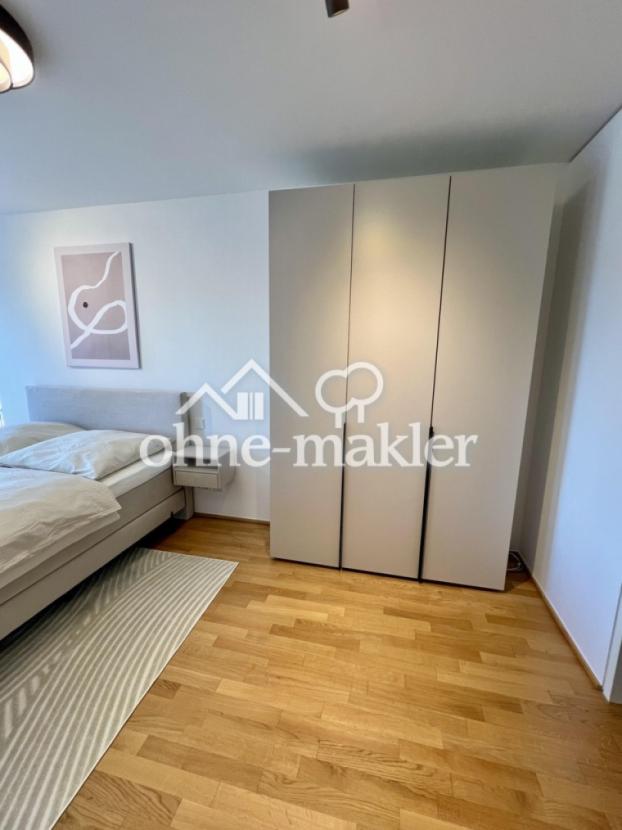 Schlafzimmer (Kleiderschrank)