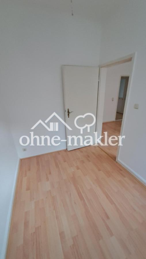 Büro ohne Möbel