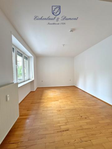 Schlafzimmer EG l