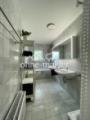 Tageslichtbad mit Dusche