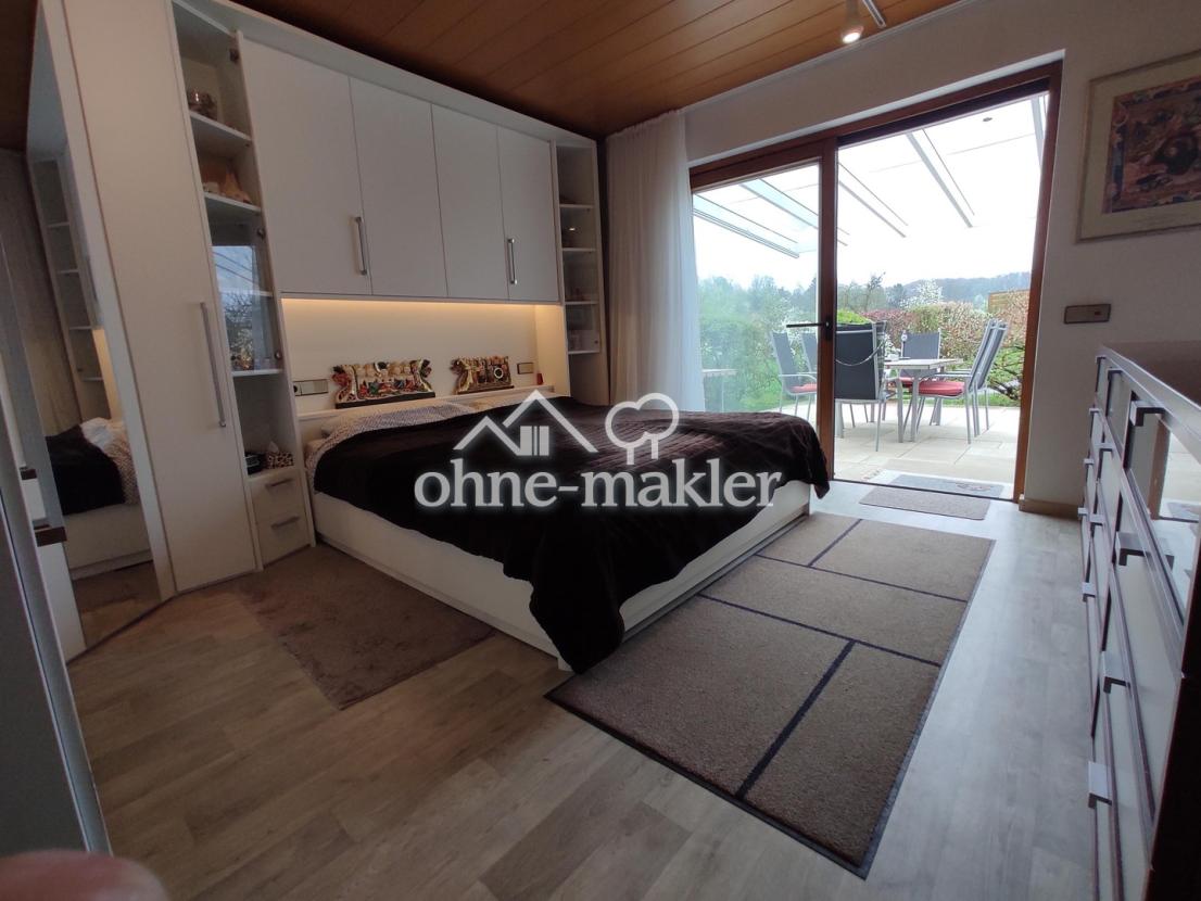 Schlafzimmer EG