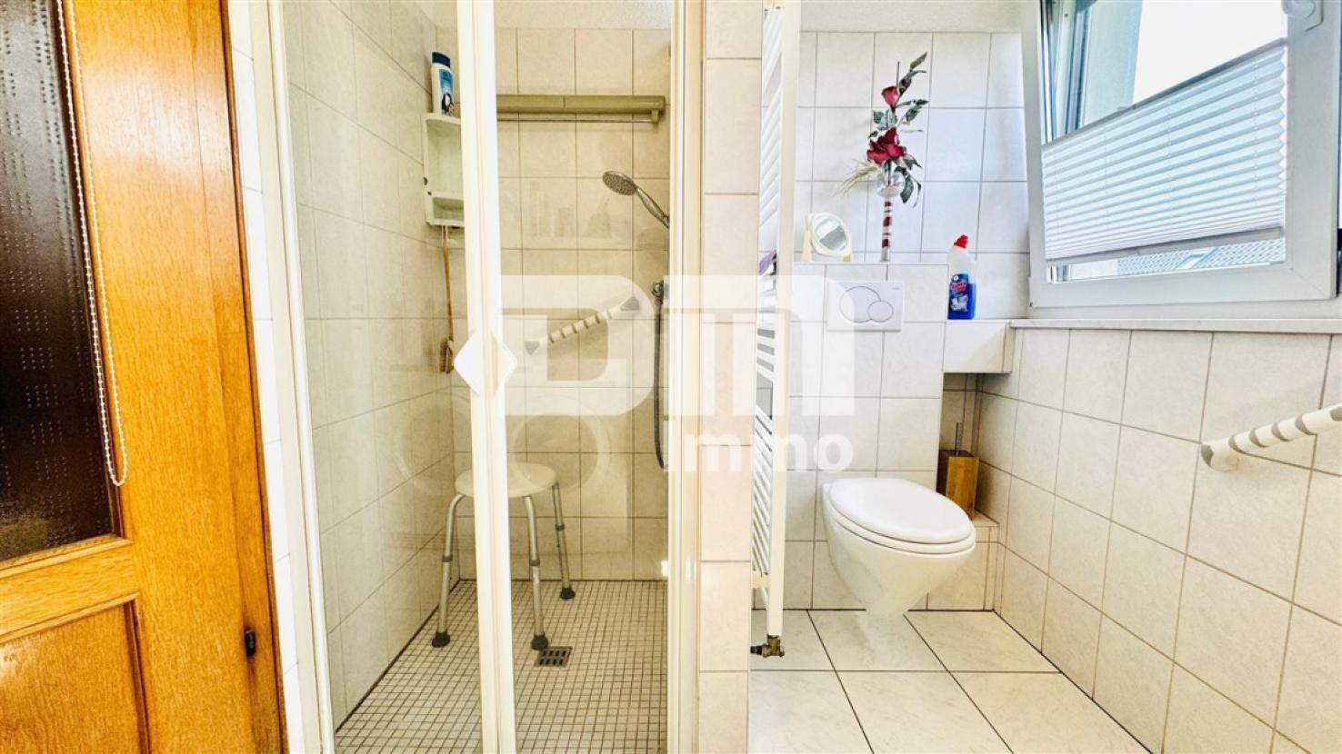 EG Badezimmer / Dusche / Waschmaschinenanschluss