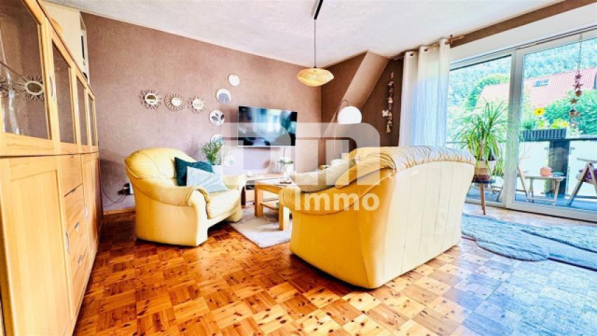 OG / DG Offener Wohnbereich / Zugang Balkon