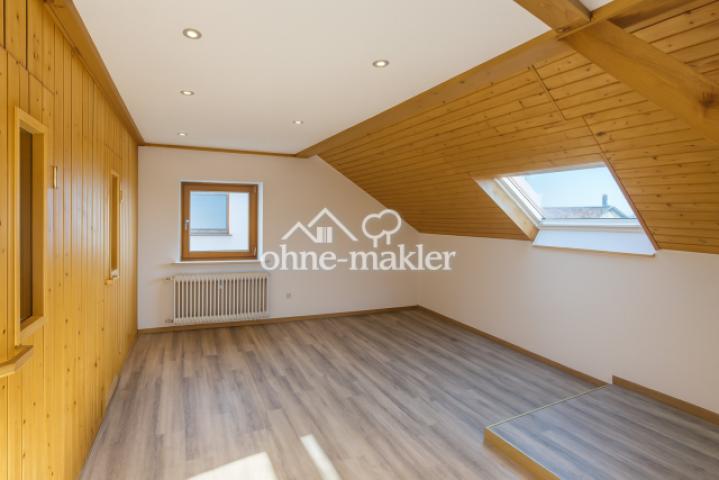 Schlafzimmer DG