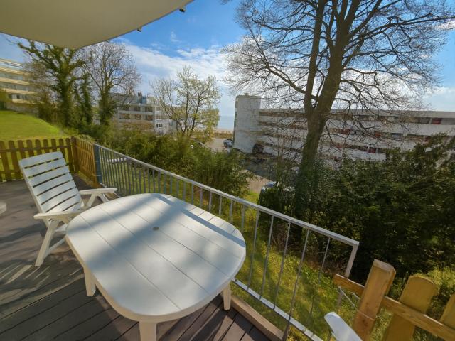 Terrasse mit Teilostseeblick