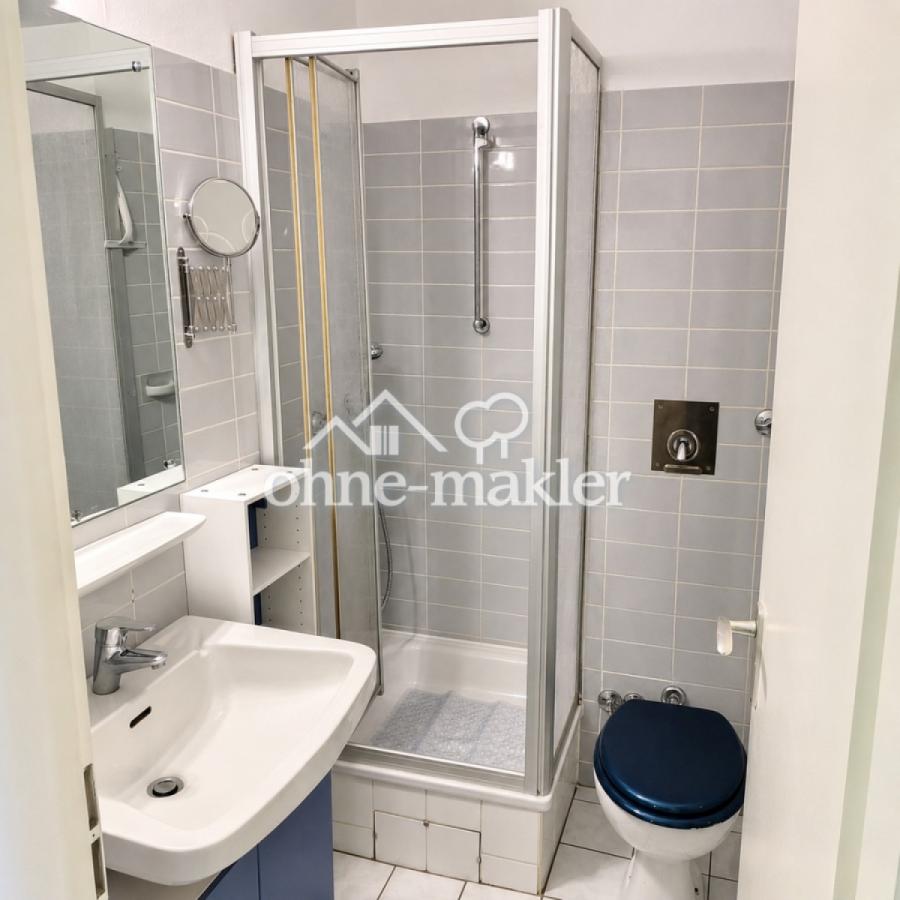 Dusche und WC