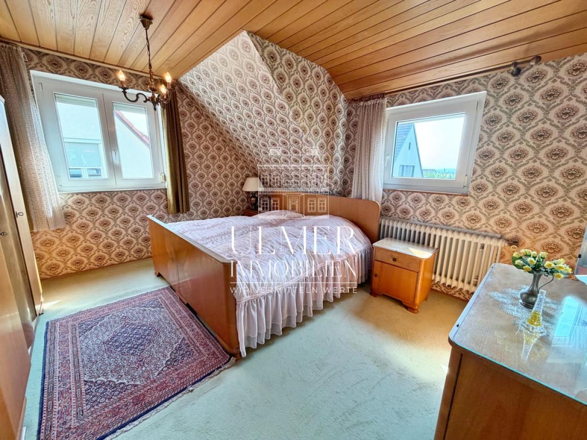 Schlafzimmer DG 