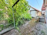 Bereich hinter dem Haus 