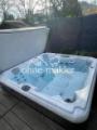 Jacuzzi (Whirlpool)