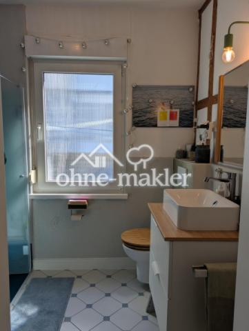 Badezimmer Hauptwohnung