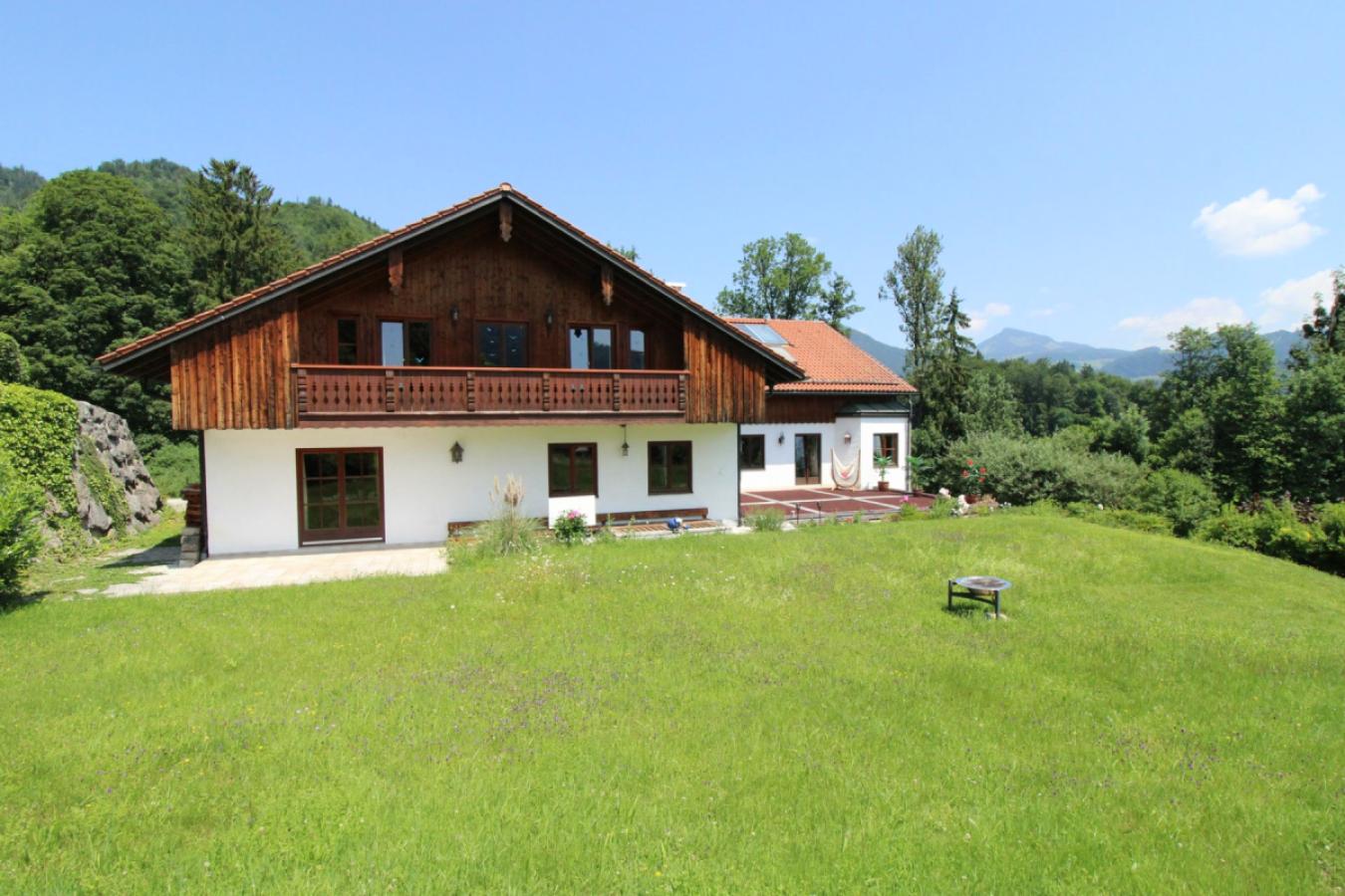 Hausrückseite