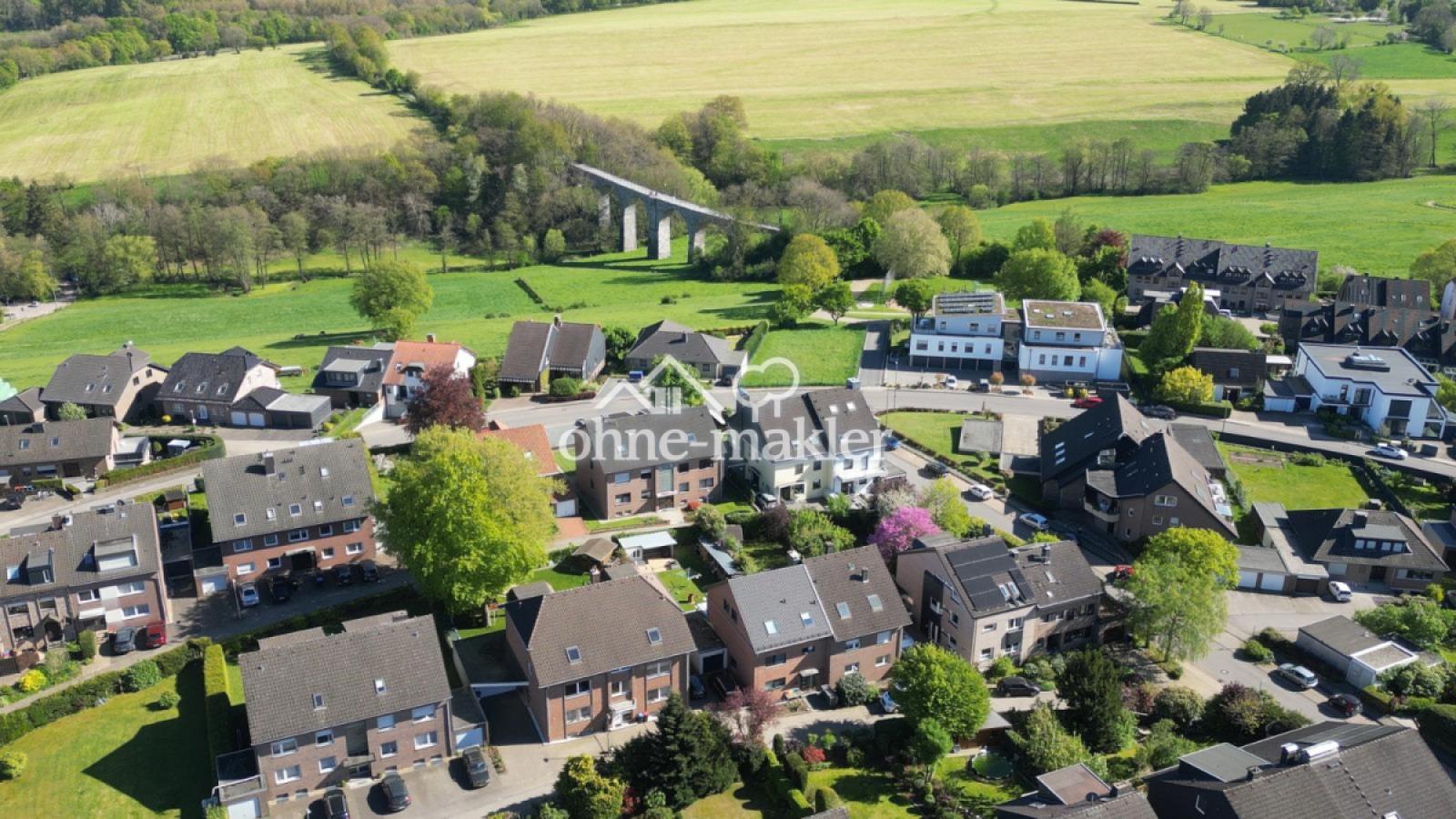 Hausansicht oben