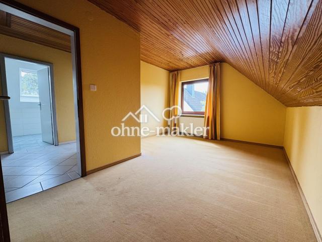 Zimmer 2 OG