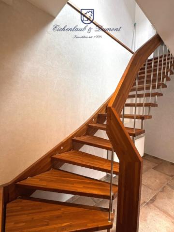 Treppe zum OG