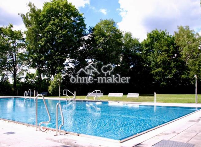 Hauseigener Pool