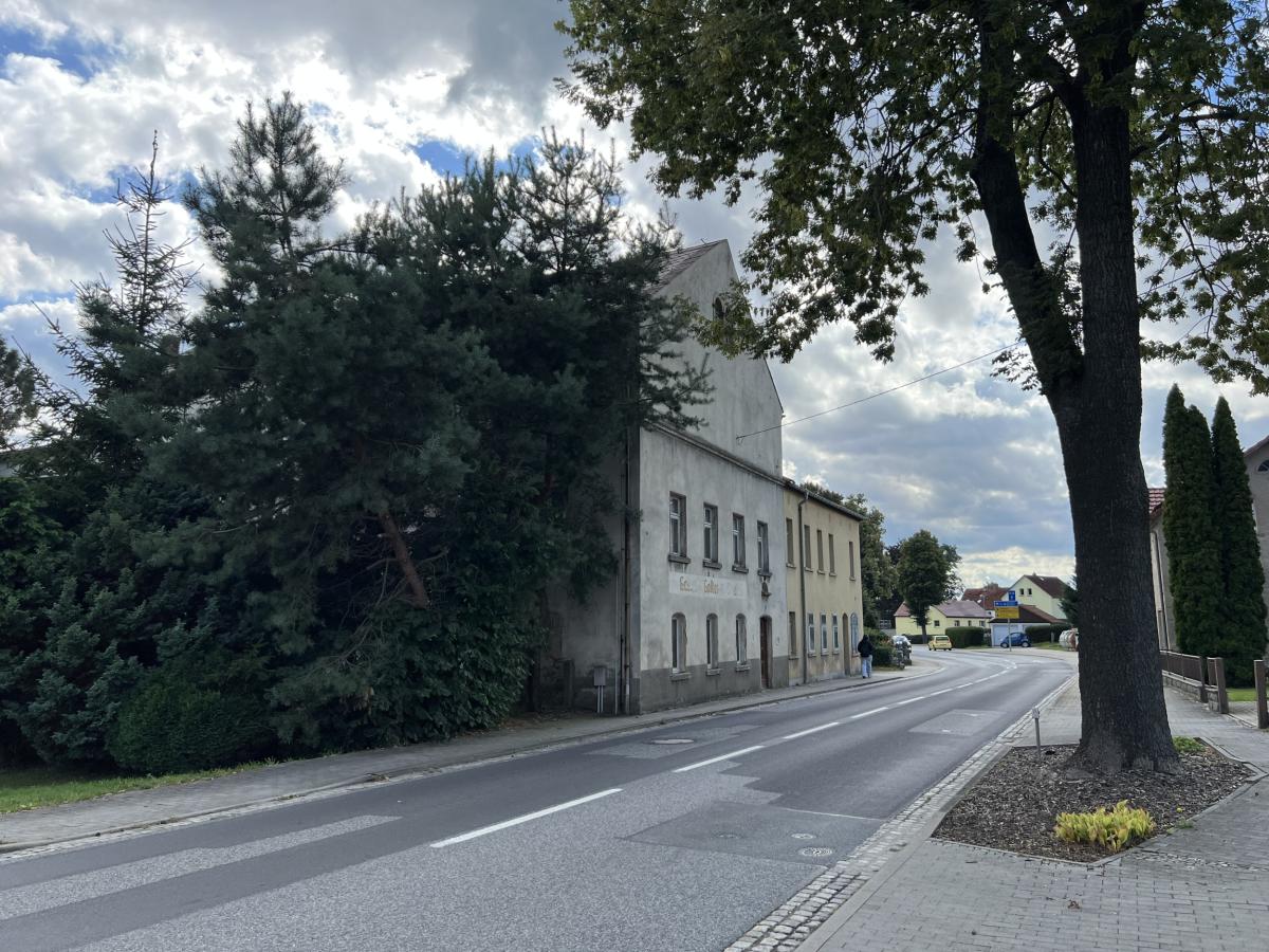 Straßenansicht