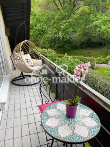 Balkon mit Blick ins Grüne