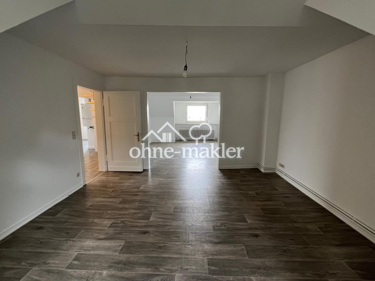 Durchblick Wohnzimmer 
