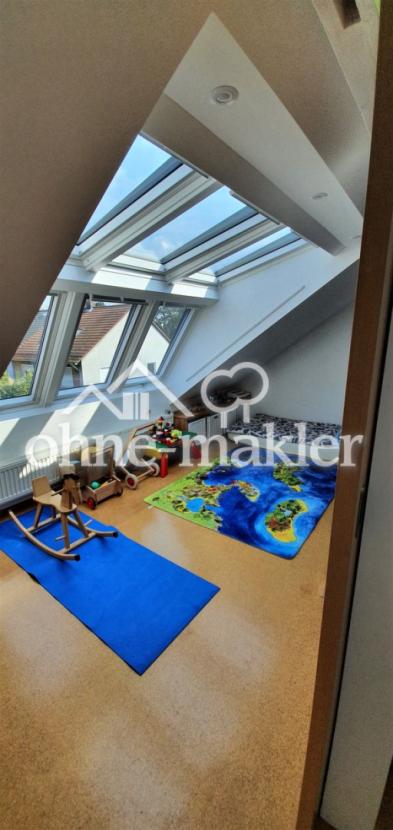 Schlaf- oder Kinderzimmer 3