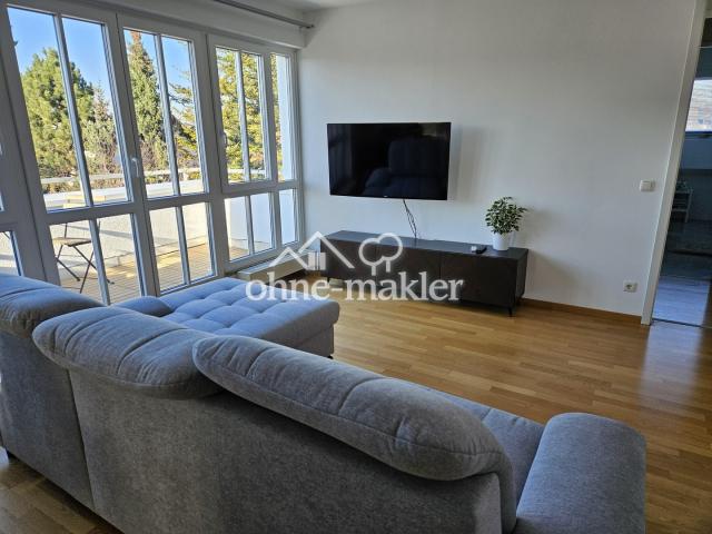 Wohnzimmer mit Schlafcouch