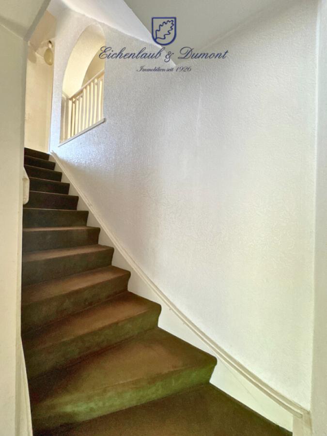 Treppe zum OG