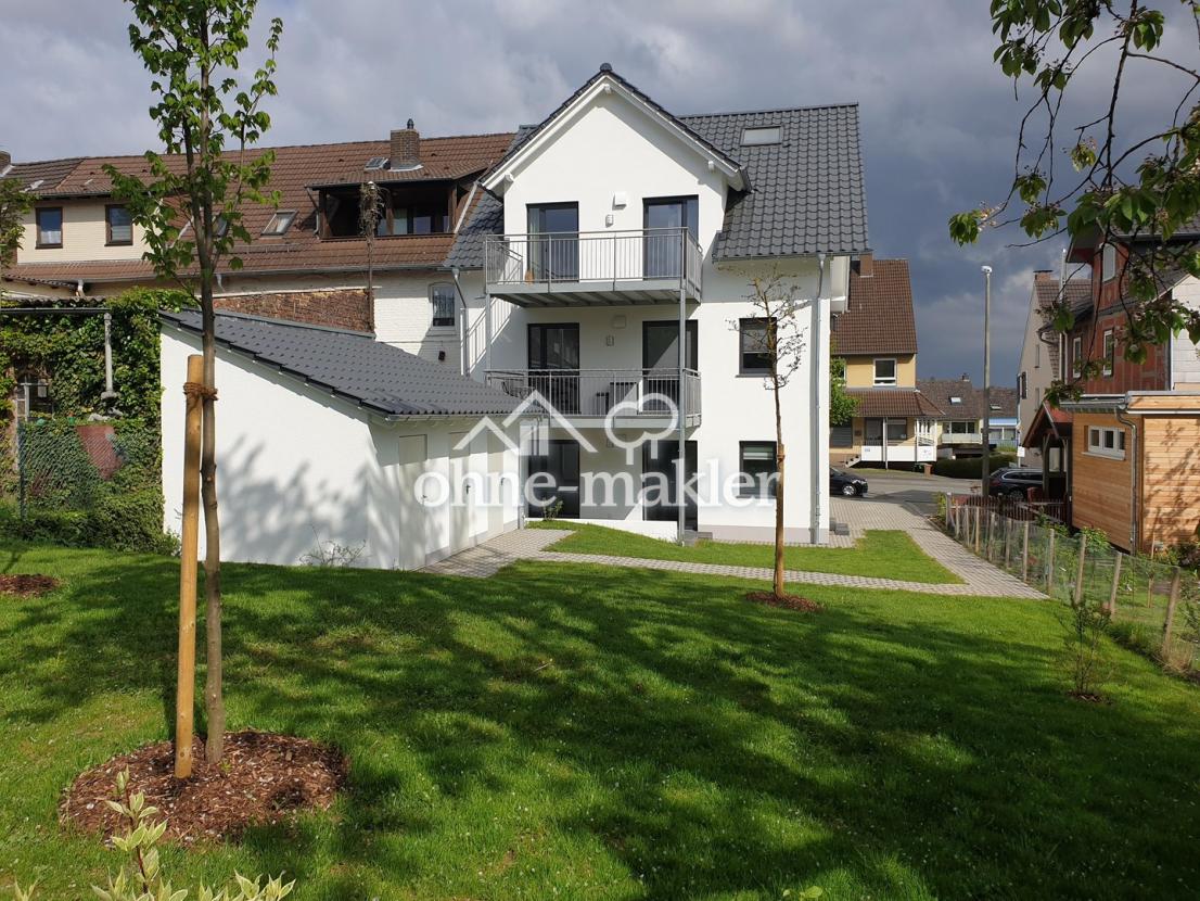 Westansicht mit Abstellräumen