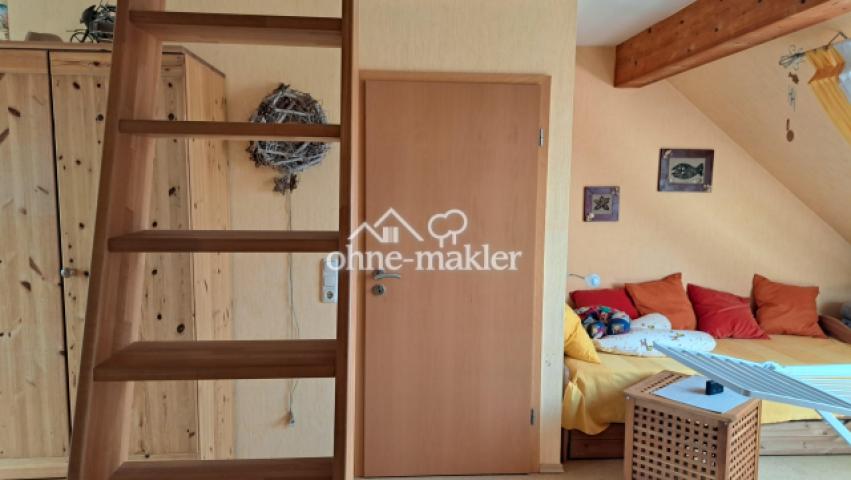 Treppe zum Spitzboden