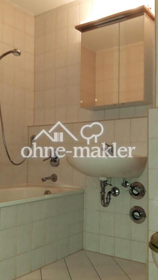 Badezimmer mit Wanne