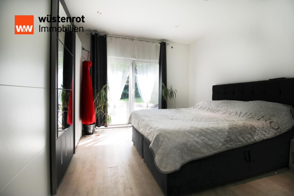 Schlafzimmer EG