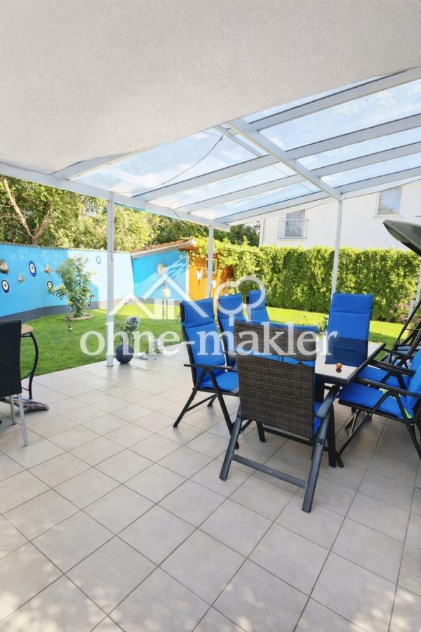 Großzügige Terrasse